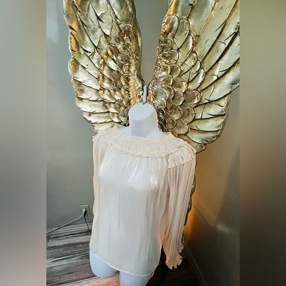 Currently Air RUFFLED BLOUSE - Picture 1 of 11